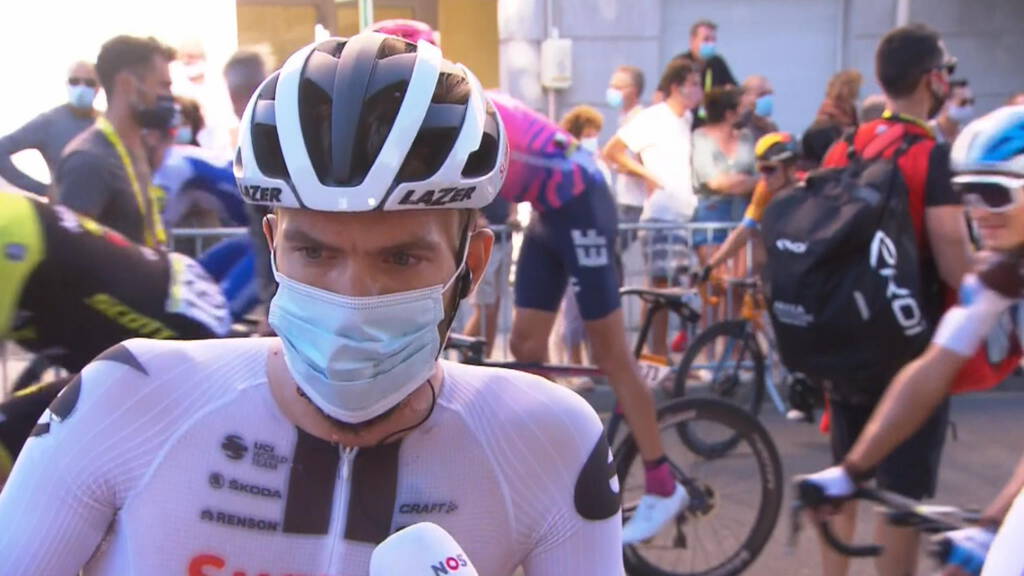 Ewan komt als duveltje uit een doosje en wint, Van Vleuten naar Movistar