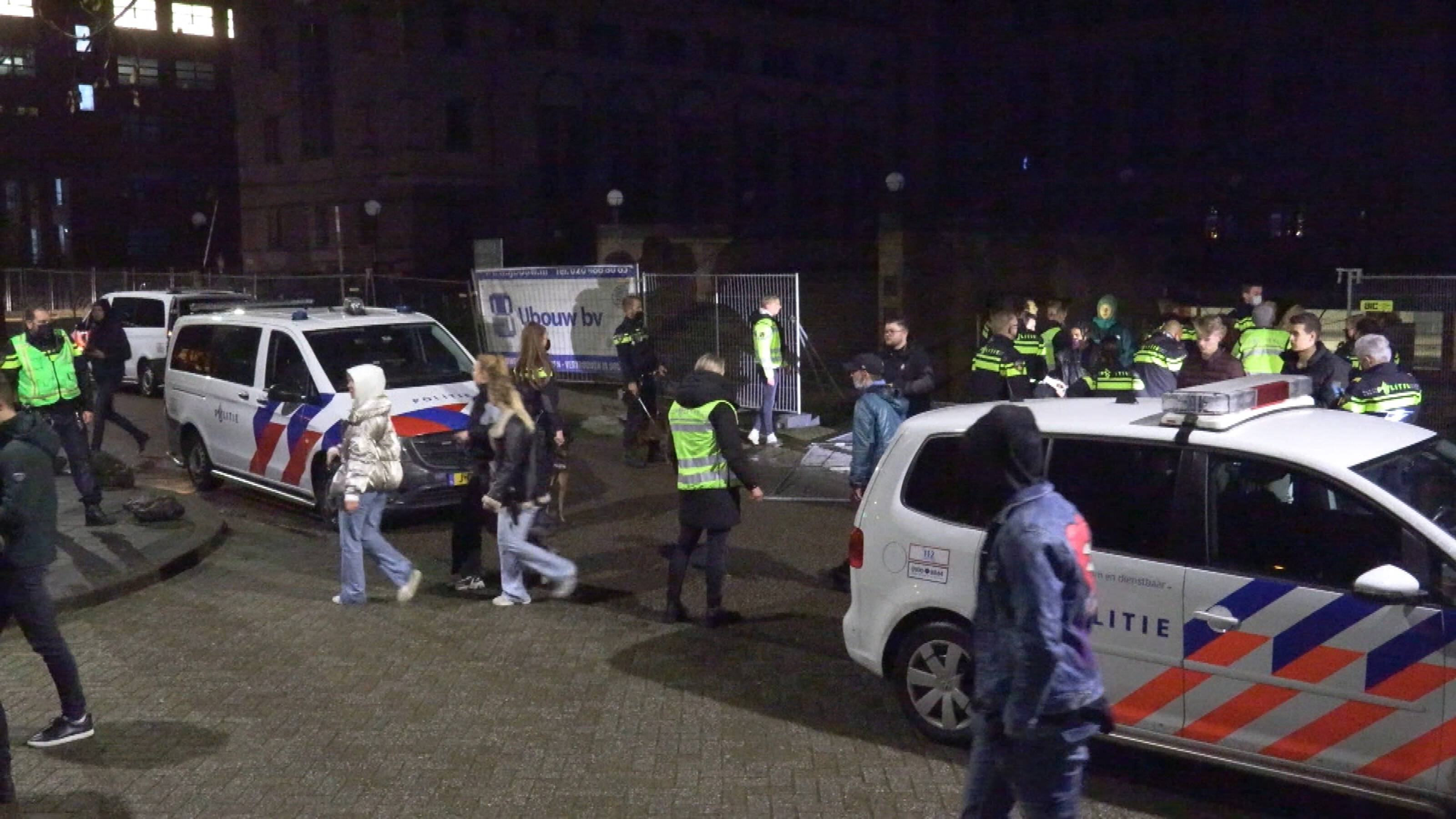 Politie Grijpt In Bij Illegale Feesten En Bijeenkomsten Nos