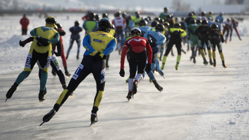 Hoe hard het ook gaat vriezen, er zullen geen wedstrijden op natuurijs komen | NOS