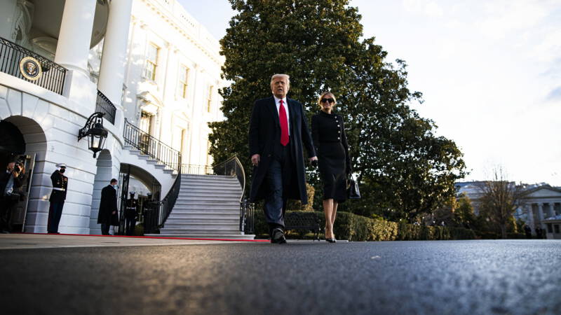 Campagne #Trump stortte miljoenen aan donaties terug 'vanwege verstopt vinkje' | NOS Onvoorstelbaar dat zovele Amerikanen stekeblind waren / zijn voor zijn destructieve en criminele gedrag??. #diefstal De slechtste president ooit. #NooitMeerTrump .