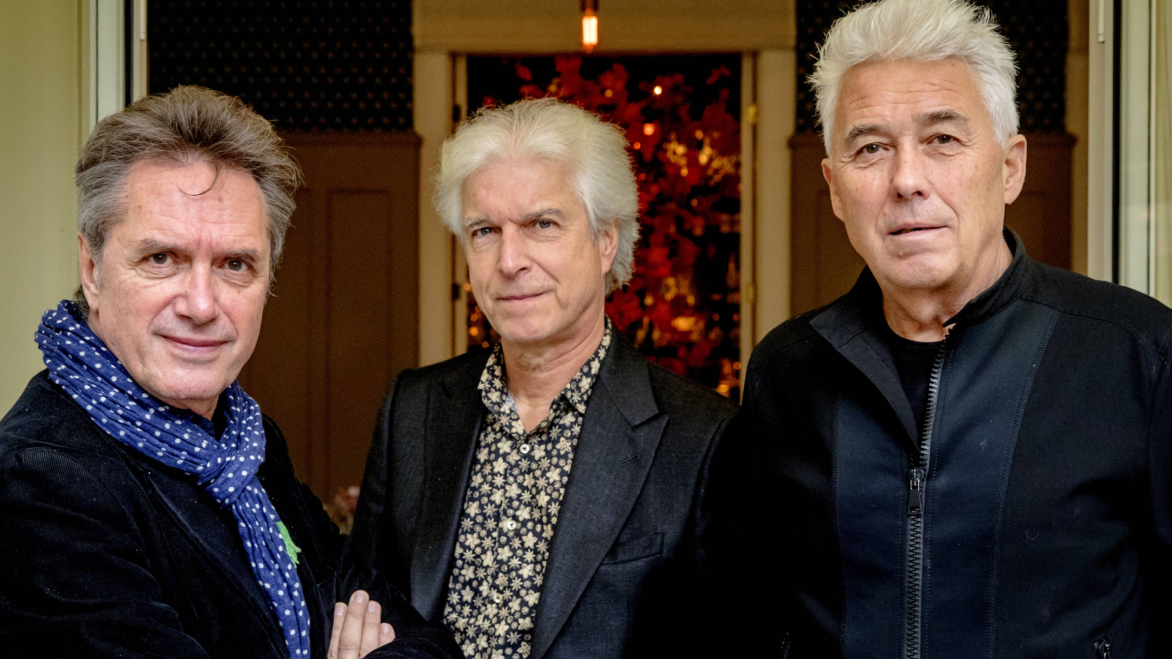 Boudewijn de Groot stopt met optreden, blijft wel muziek maken en teksten schrijven NOS