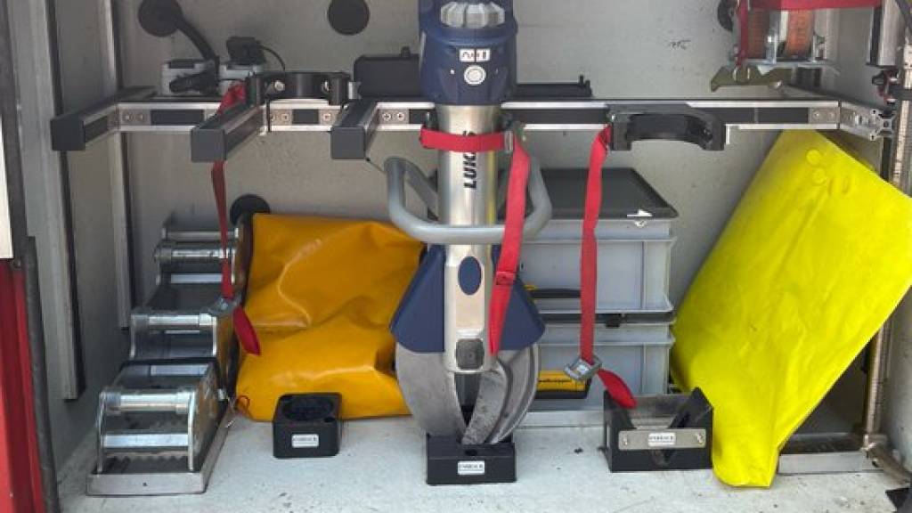 Gereedschap gestolen uit brandweerkazerne Ugchelen - NOS