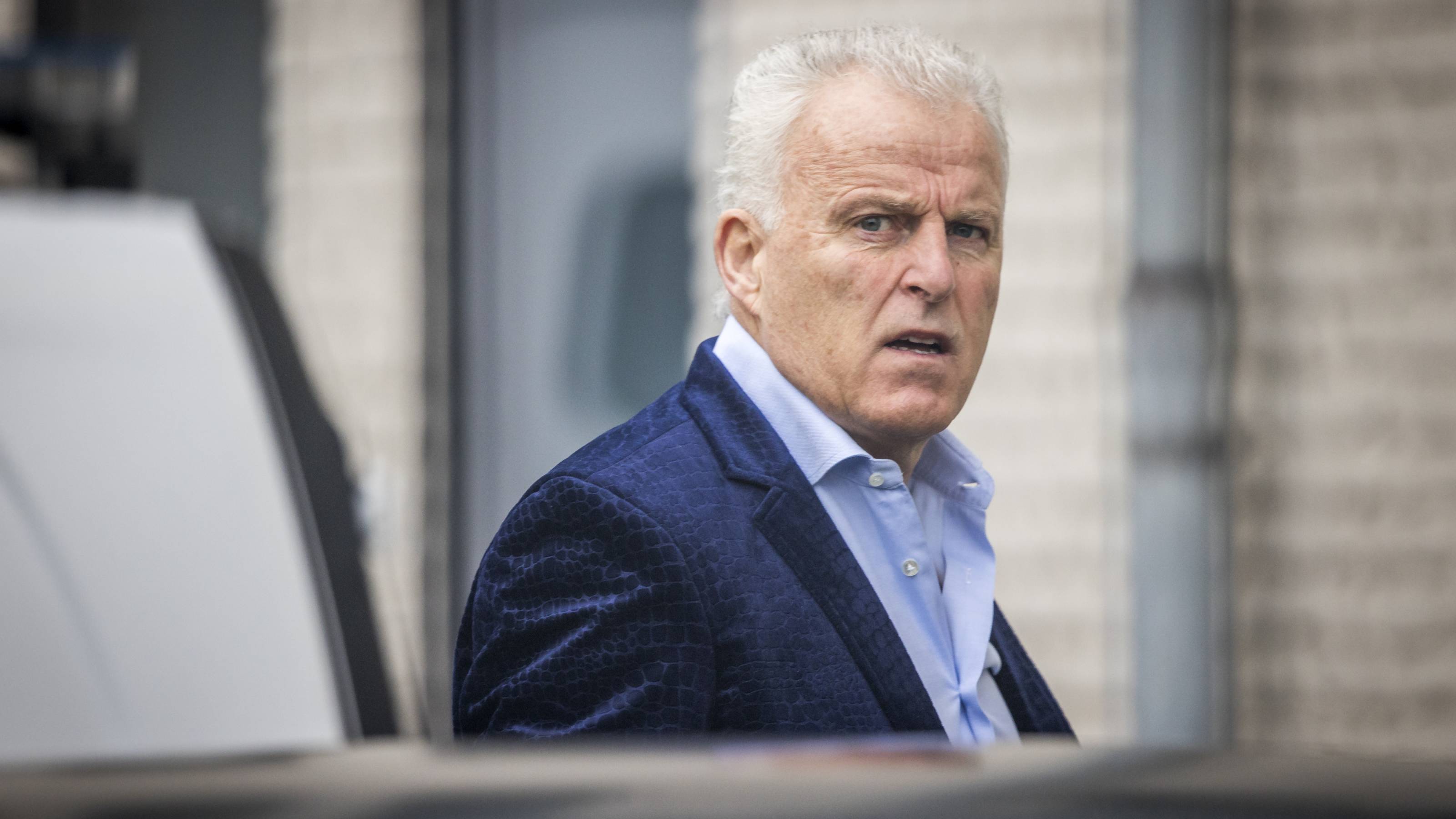 Dit weten we nu over de aanslag op Peter R. de Vries | NOS