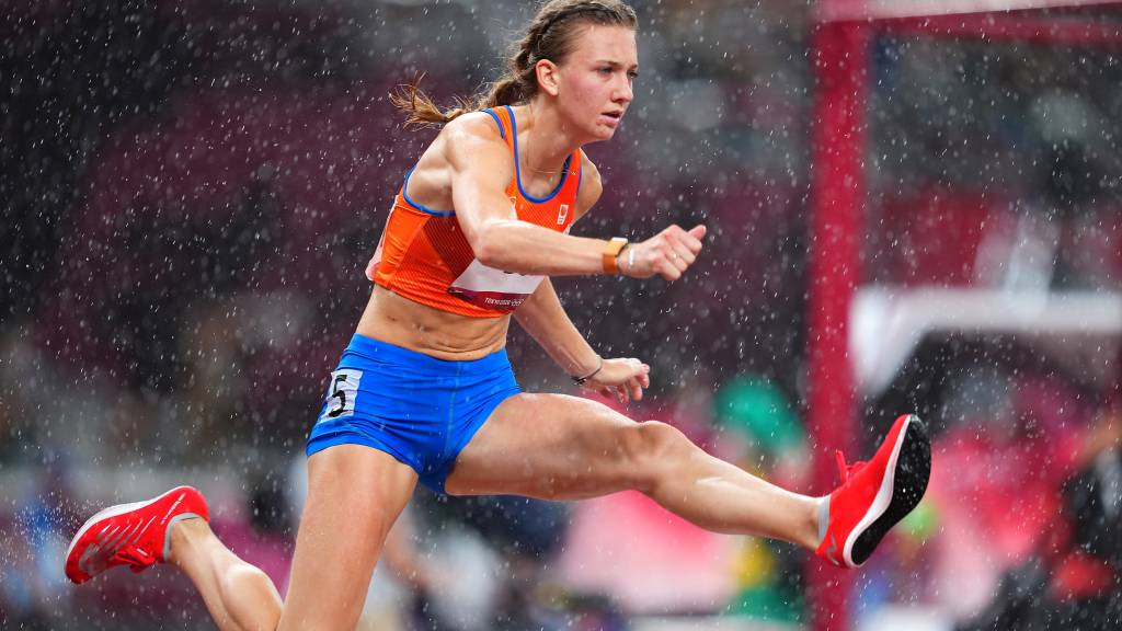 Atletiek finale 400 meter horden met Femke Bol Atletiek finale 400 meter horden met Femke Bol