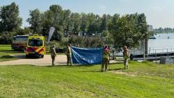 Slachtoffer bootongeluk Herten overleden aan verwondingen. Slachtoffer bootongeluk Herten overleden aan verwondingen.