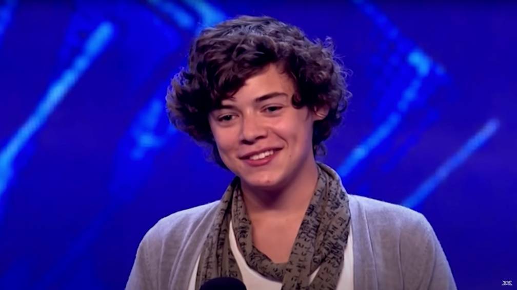 Nieuwe beelden van jonge Harry Styles die auditie doet