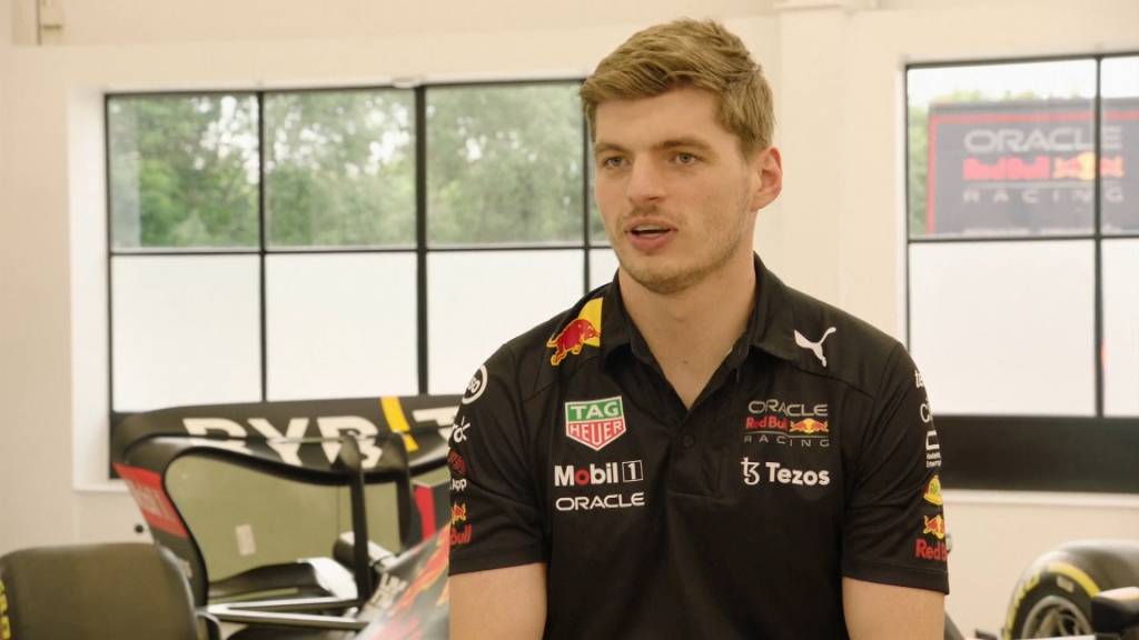 Verstappen maakt zich op voor spa francorchamps mijn favoriete circuit 