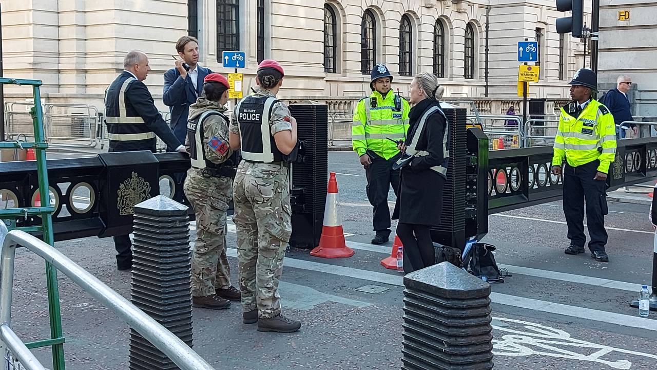 Agenten en militairen maken zich klaar voor uitvaart koningin