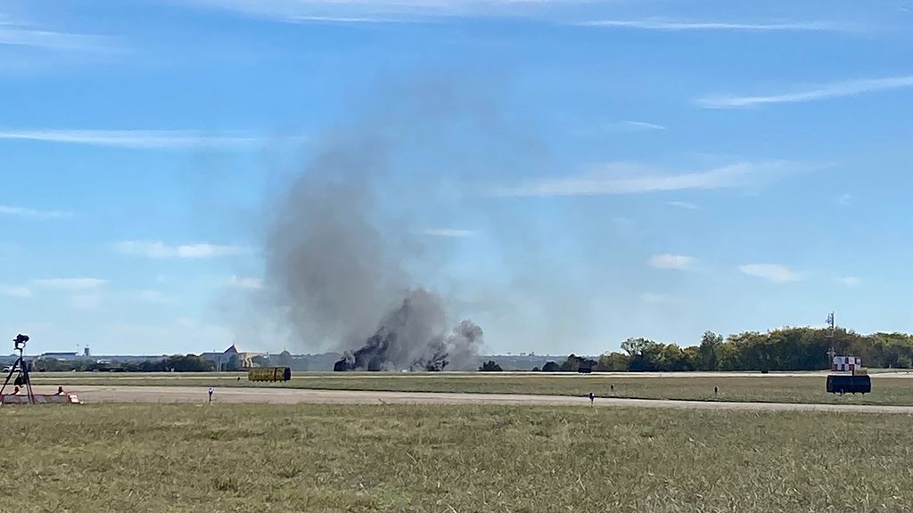 Zes Inzittenden Omgekomen Bij Crash Tijdens Vliegshow In Dallas