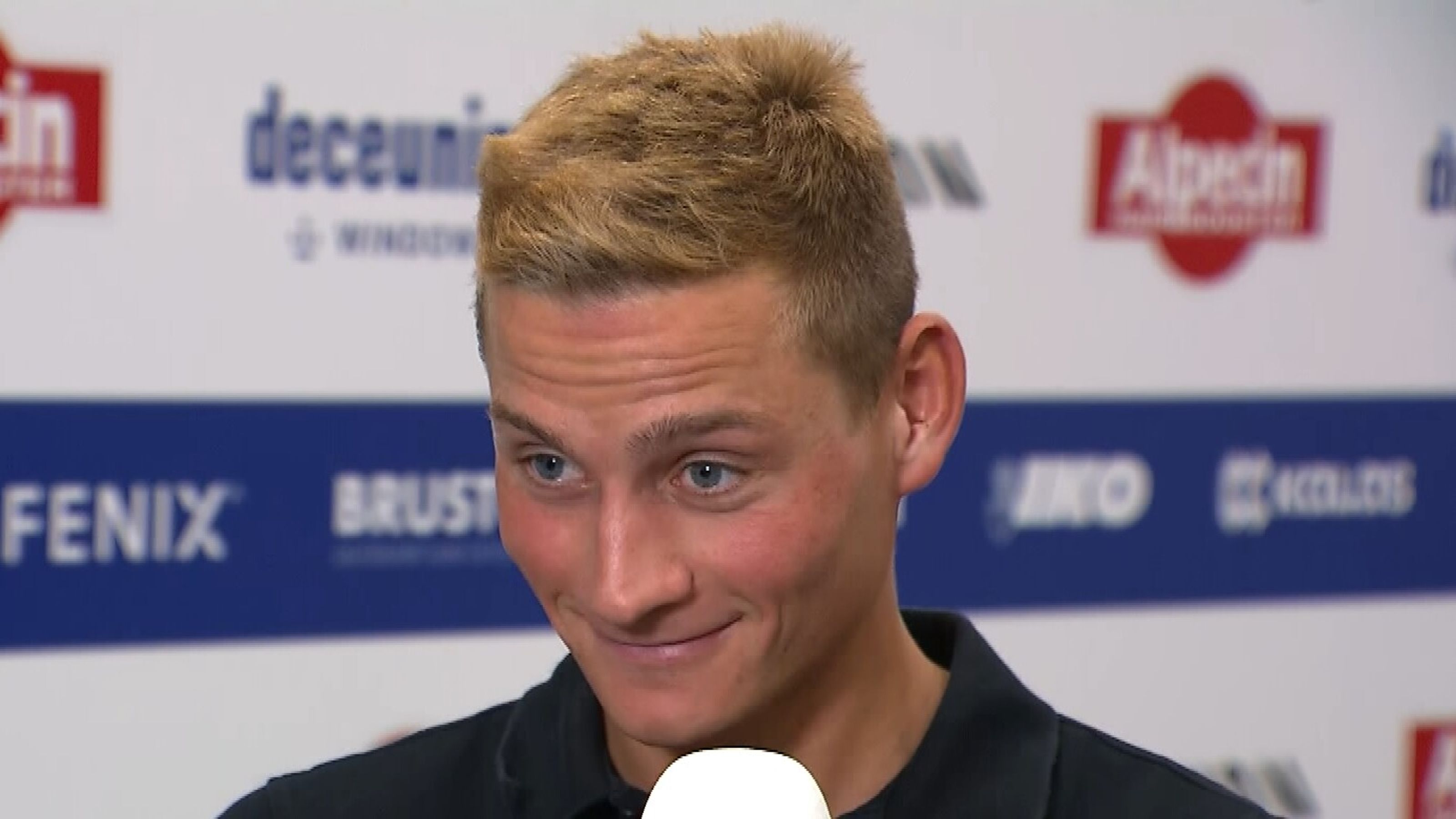 Blonde Van der Poel zit aan buis gekluisterd voor WK: 'Vind Frankrijk wel indrukwekkend'