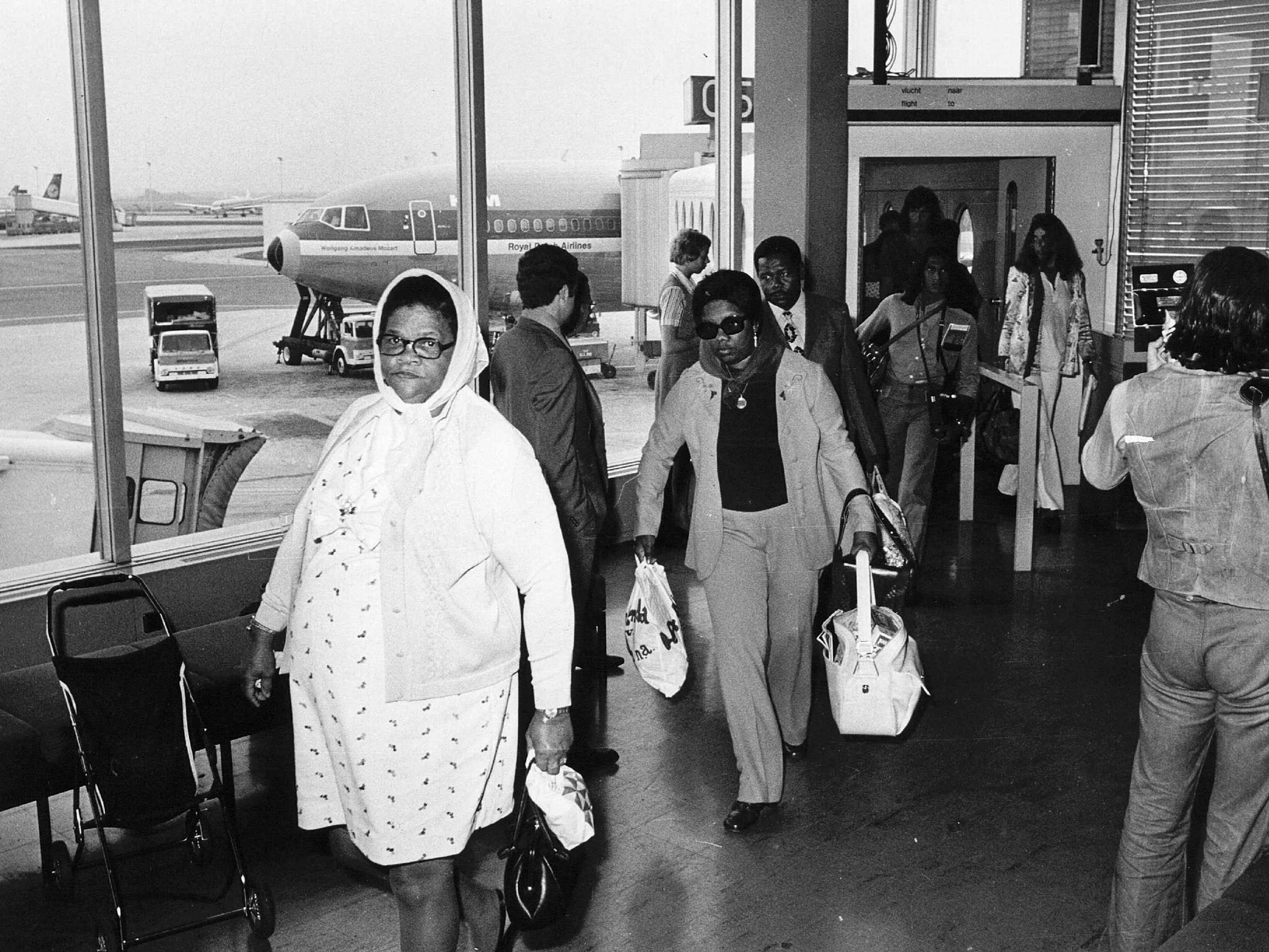 aow gat surinaamse nederlanders