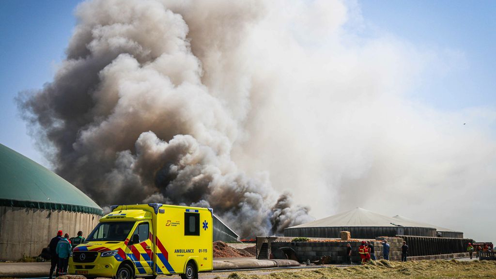 Brand in stal Beerta onder controle, wel nog hinder voor verkeer