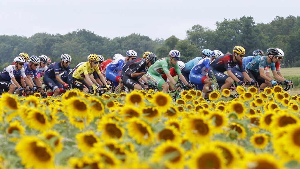 Kijk de nabeschouwing van de Tour de France etappe 11 (Clermont