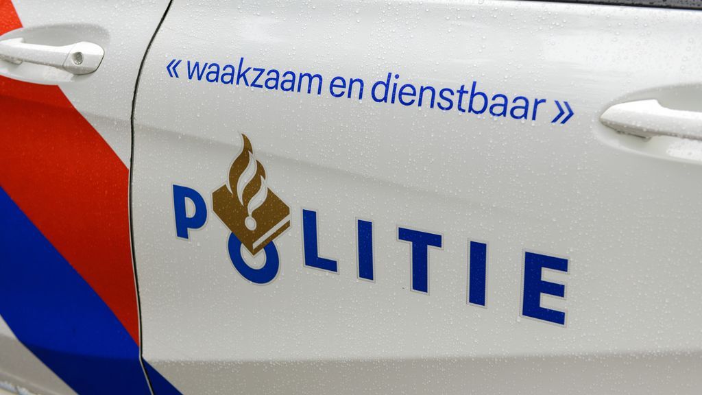 Volendammers die asielzoekers beschoten, betuigen spijt met vis en garnalen