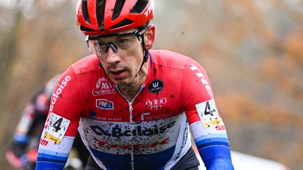 Van der Haar duwt tijdens cross schouder zelf terug in kom: 'Op naar de