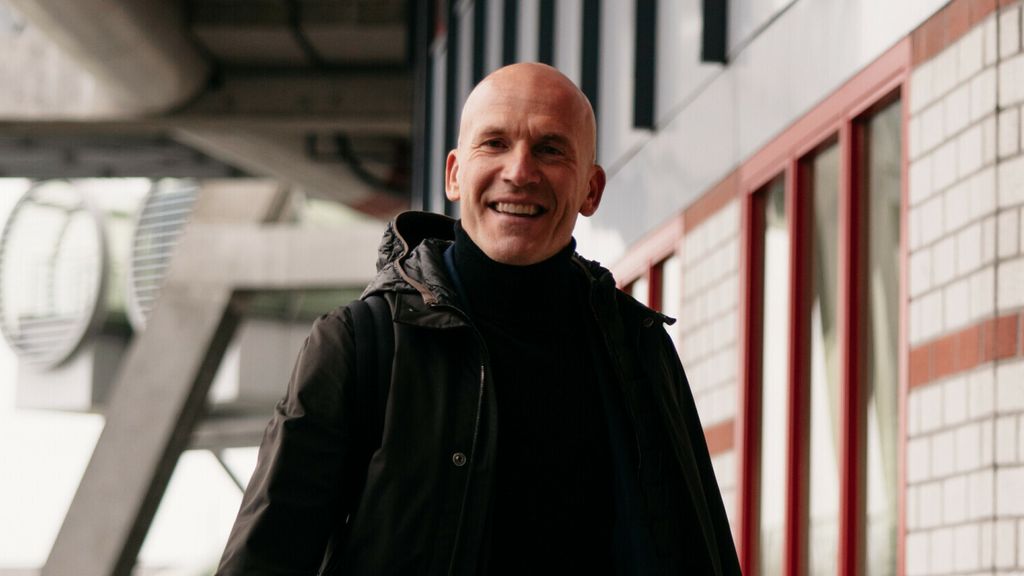 Kroes start monsterklus bij ontluisterend Ajax: nieuwe coach ...