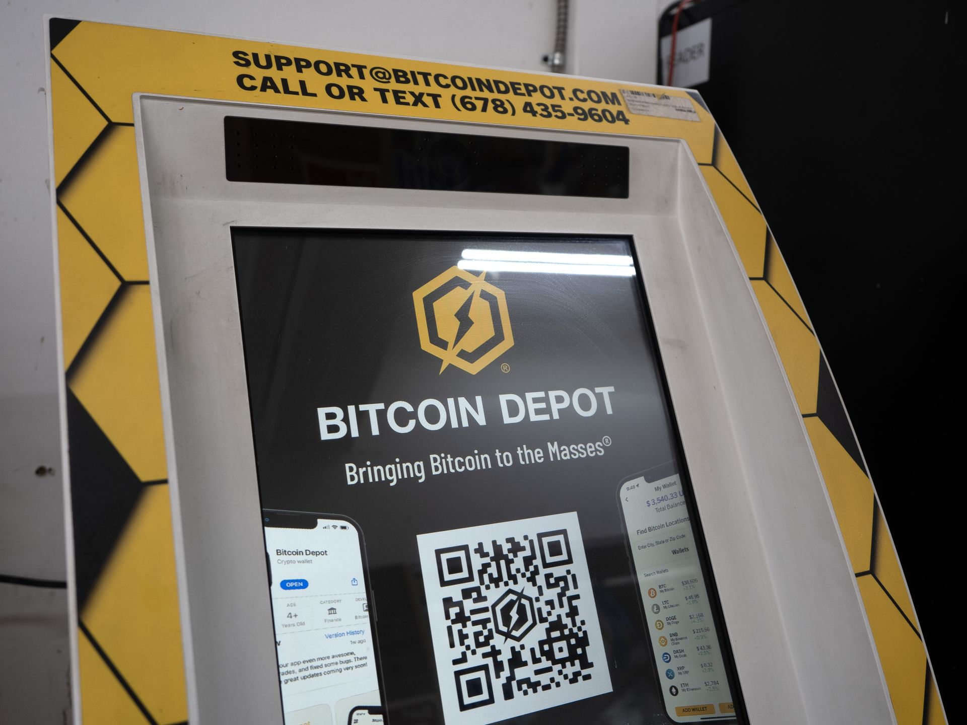 Van een dubbeltje naar (bijna) een ton, steeds meer voet aan de grond voor  bitcoin