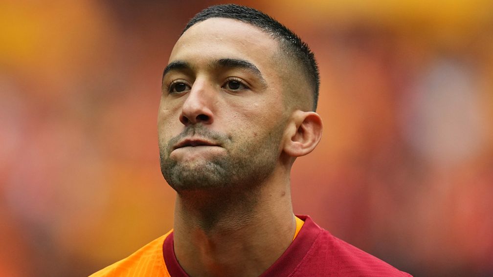 Blessureleed en weinig speelminuten: carrière Ziyech dreigt als nachtkaars uit te gaan