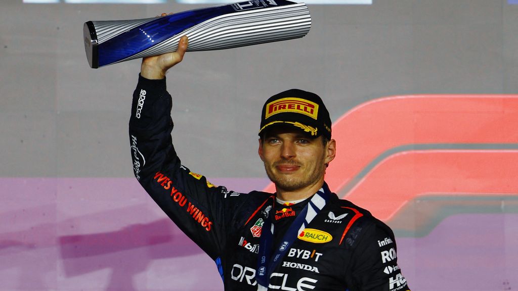 フェルスタッペン、勝利には満足だがラッセルには失望：「彼への敬意を失った」