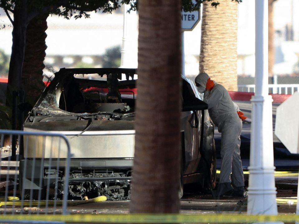 Snow-covered street in a Northeastern city