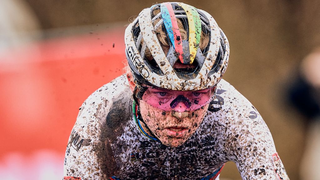 Veldrijden: WB Hoogerheide met Brand, Van Empel en Pieterse (v)