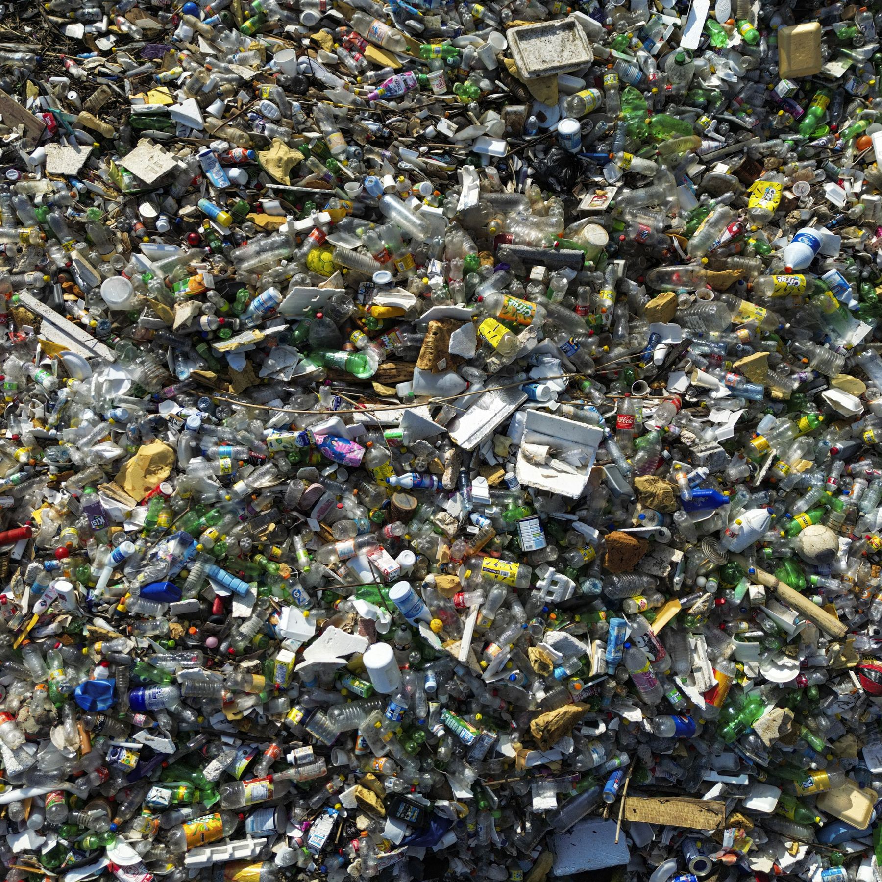 Man gooit per ongeluk miljoenen weg en nu wil hij de vuilnisbelt kopen