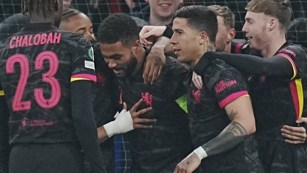 Zirkzee bezorgt United gelijkspel bij Real Sociedad - News Directory 3