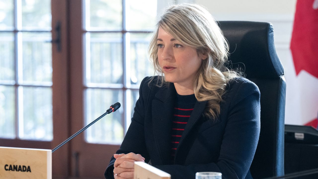 Canadian Minister of Foreign Affairs