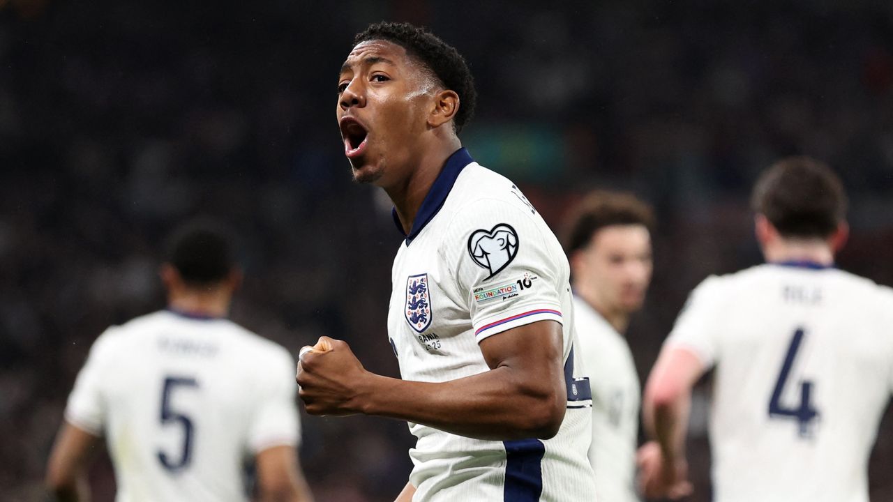 Myles Lewis-Skelly celebrates his goal