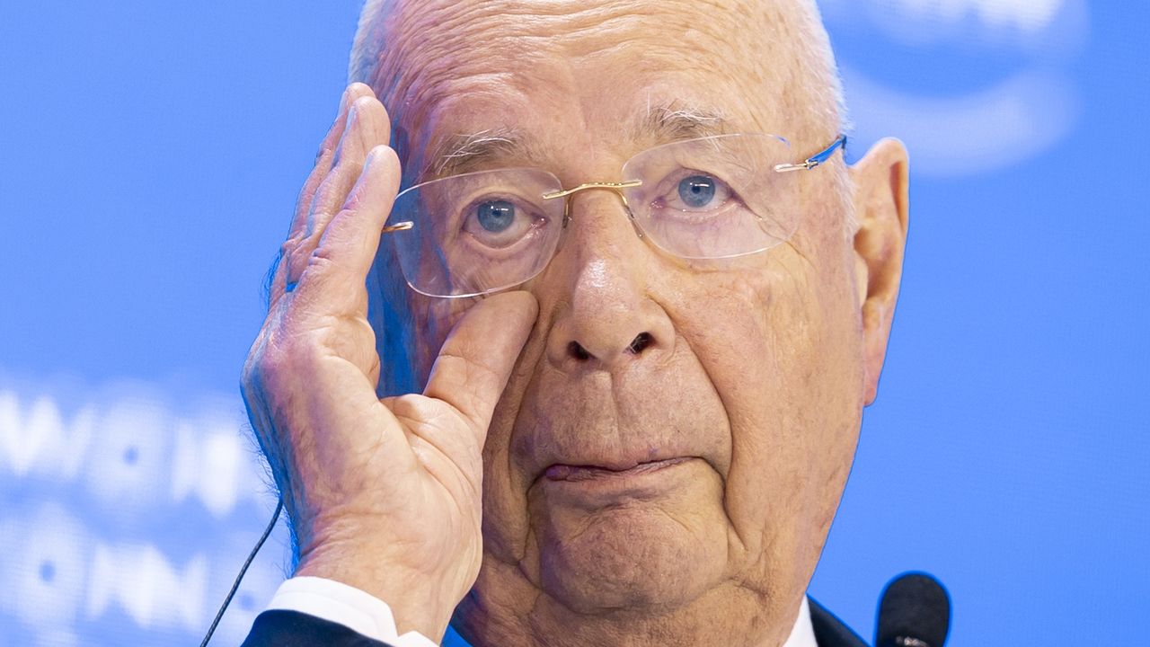 Klaus Schwab