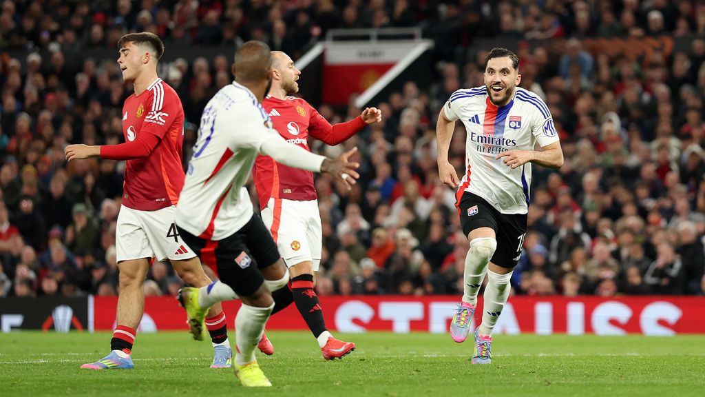 United van hel naar hemel tegen Lyon door drie goals in slotfase verlenging