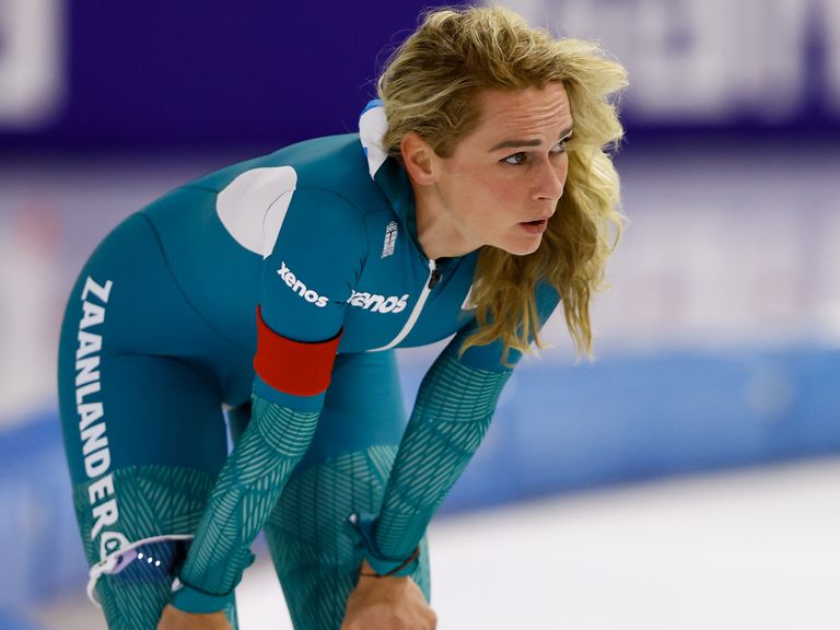 Yigit qizga dugonasi bilan jinsiy aloqa qilishga ruxsat berdi. Jinsiy aloqa eng mashhur joylar