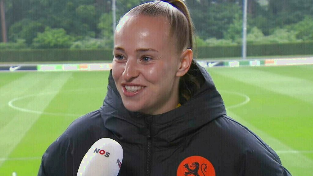 Van Domselaar celebrating Champions league win
