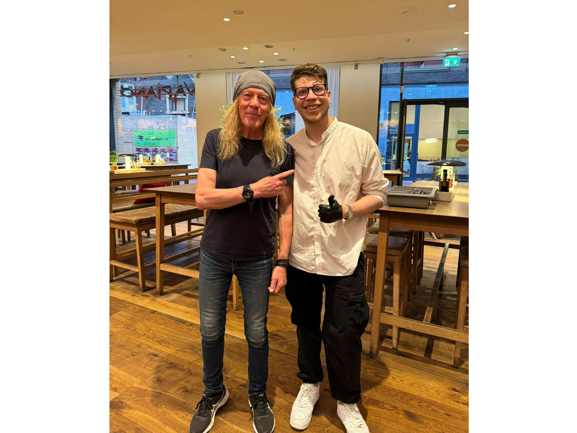 Iron Maiden Guitarist Orders Pizza in Eindhoven – Restaurant Staff Unaware