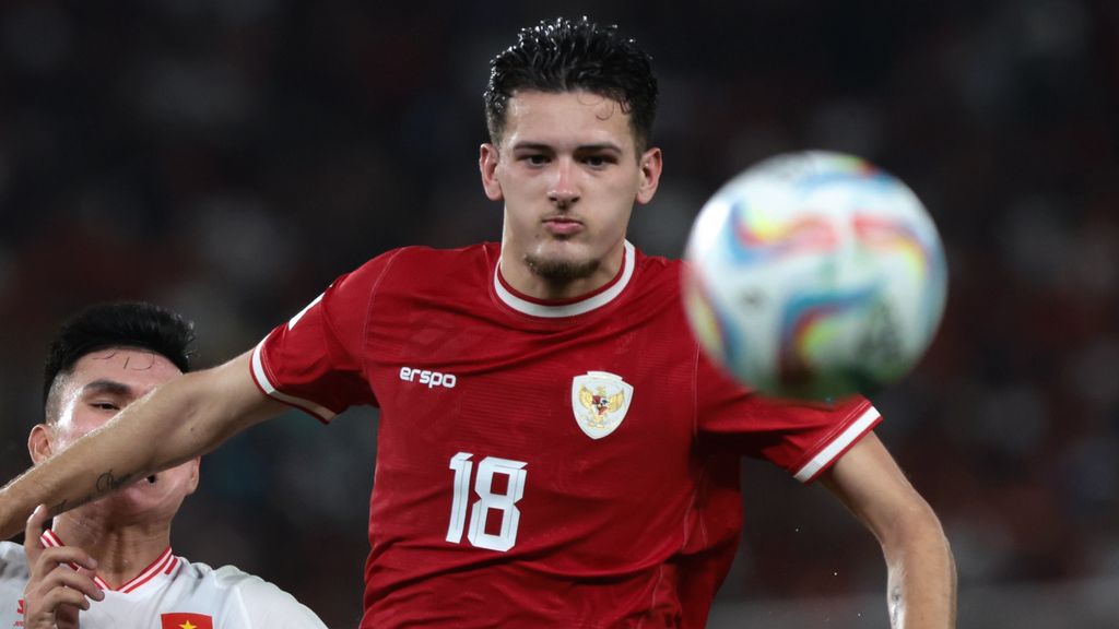Fortuna-speler Hubner is ster in Indonesië met eigen parfumlijn: 'Voel me net Ronaldo'