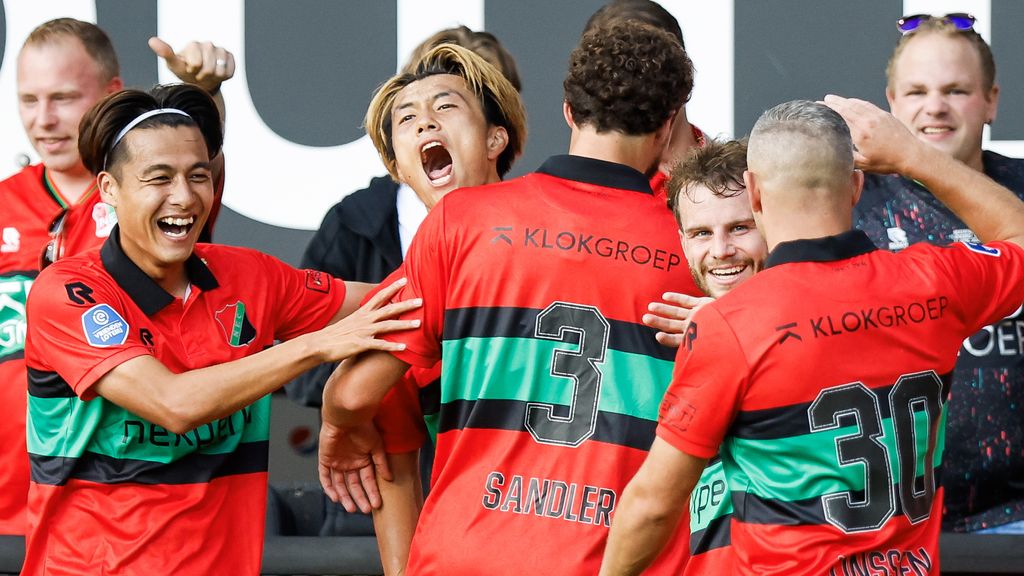 NEC wint eerste eredivisieduel onder Schreuder ruim van zwak Excelsior