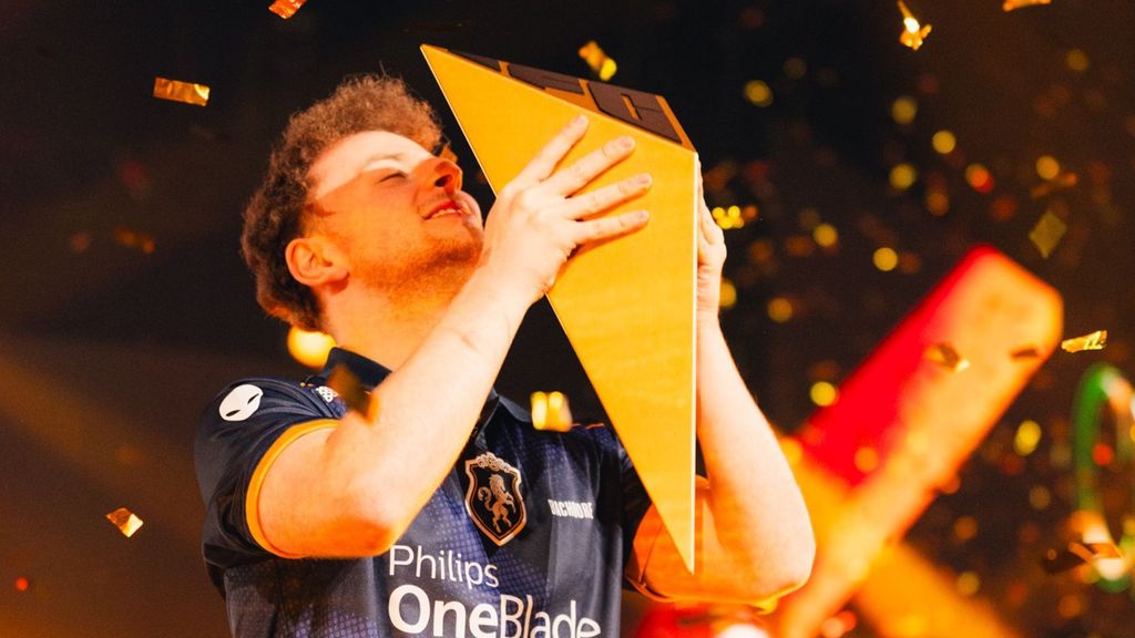 Nederlander Bachoore opnieuw wereldkampioen voetbalspel EA FC: 'Onwerkelijk'