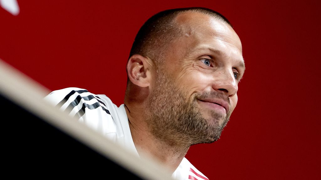 Ook zoon Heitinga gaf vader kritiek na Ajax-Telstar: 'Het moet echt beter'