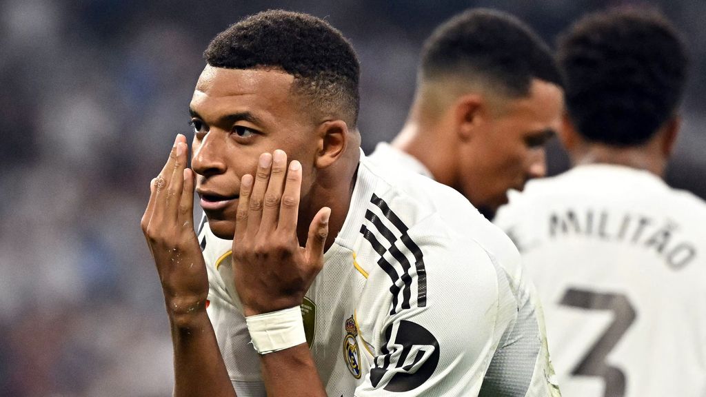 Real Madrid opent seizoen met nipte zege op Osasuna dankzij strafschop