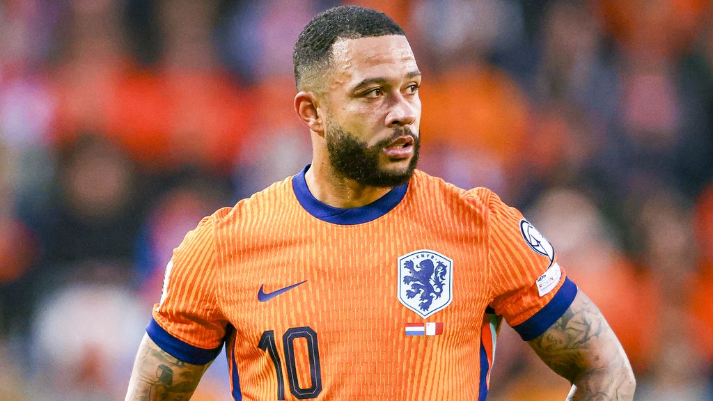 Depay lijkt interlands te missen met virusinfectie, Van Persie nog even gedeeld topscorer