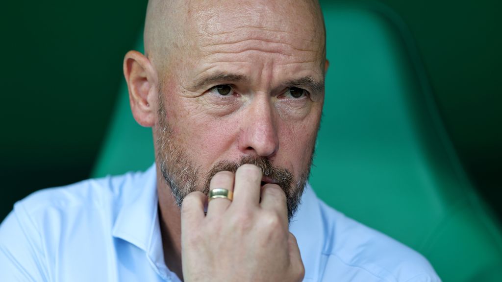 Ten Hag na twee maanden alweer ontslagen bij Bayer Leverkusen