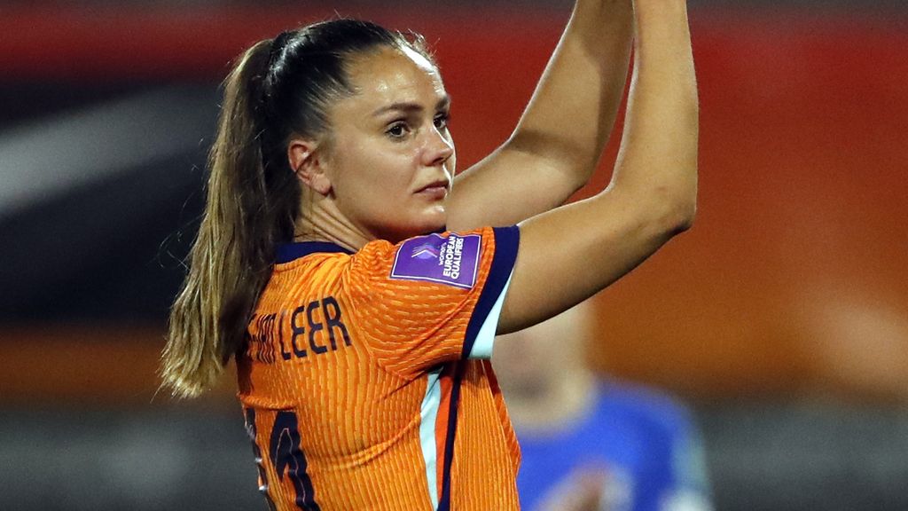 Lieke Martens, icoon van Nederlands vrouwenvoetbal, beëindigt carrière