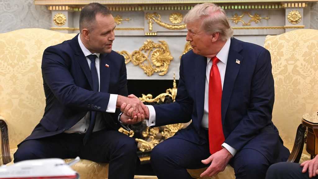 Prezydent Nawrocki wprowadza nową politykę: co oznacza jego podejście dla Polski?
