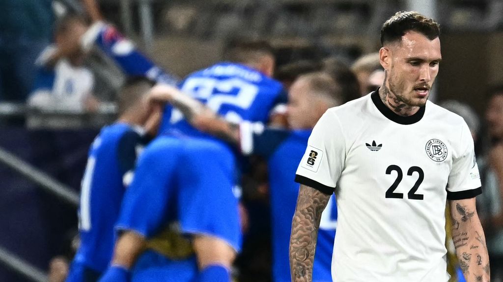 Duitsland lijdt in Slowakije zeldzame nederlaag in WK-kwalificatie, Turkije wint