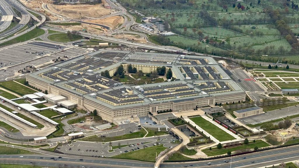 Trump planuje zmianę nazwy Ministerstwa Obrony na Ministerstwo Wojny
