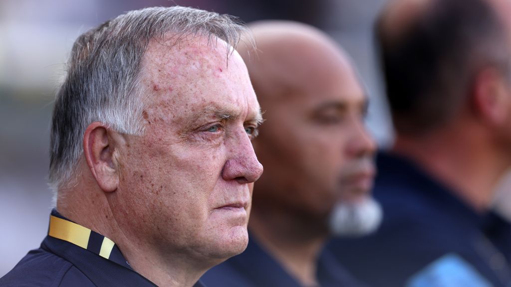 Curaçao en Advocaat spelen gelijk tegen Trinidad in WK-kwalificatieduel