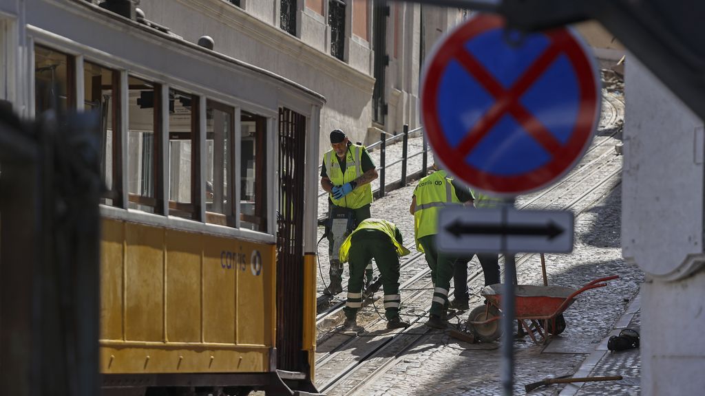 Onderzoek bij de kabeltram in Lissabon