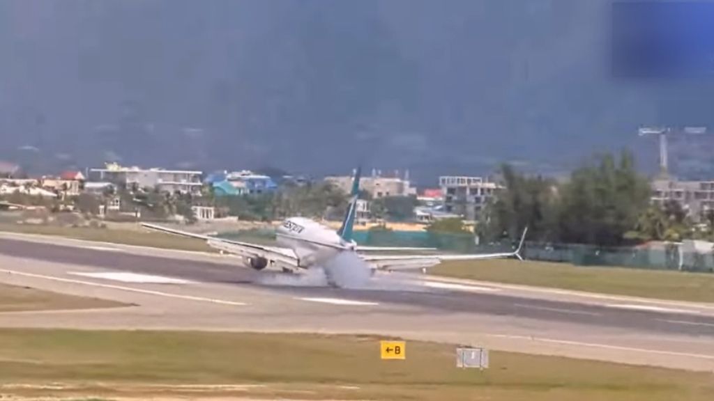 Noodlanding op Sint Maarten