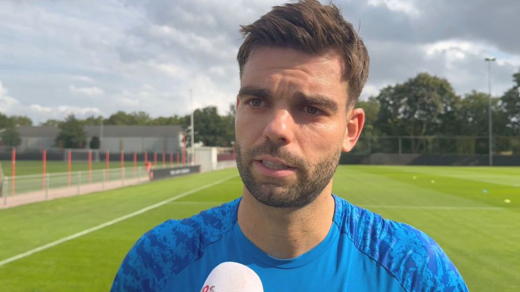 'Veel emotie' en een 'gelaten sfeer' bij FC Twente zonder ontslagen trainer Oosting