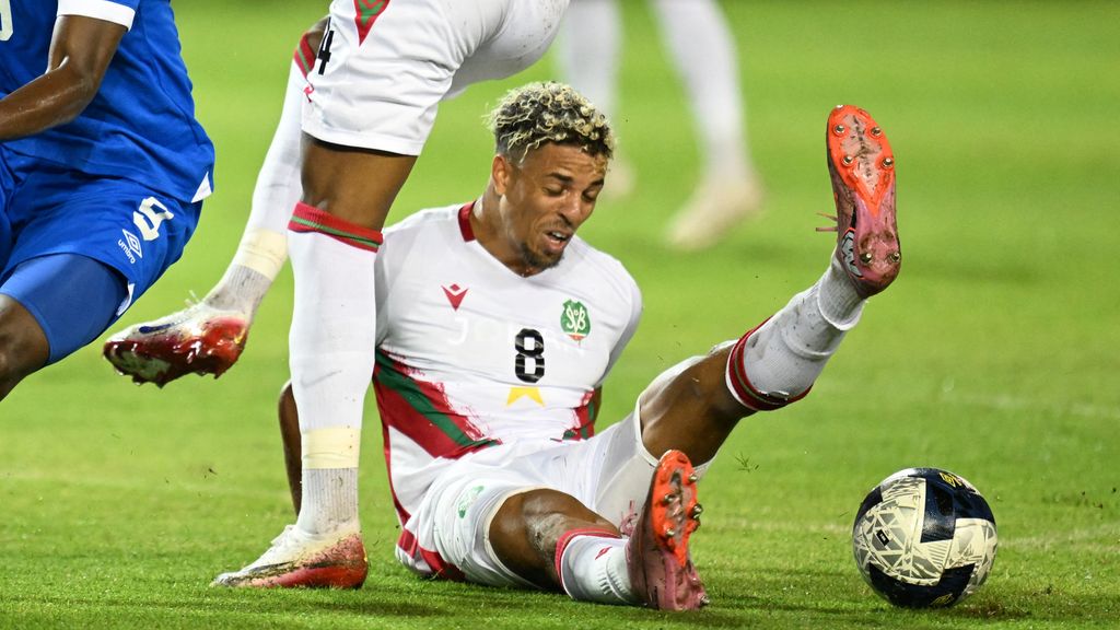Suriname wint in WK-kwalificatie met 2-1 van El Salvador, Balker en Klas scoren